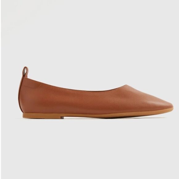 NWOT Everlane Tan and Brown Flats for Effortless Style - Picture 3 of 7